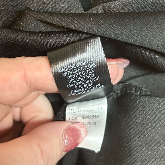 Torrid - Midi Crinkle Chiffon Surplice Balloon Sleeve Dress - Picture 11 of 11